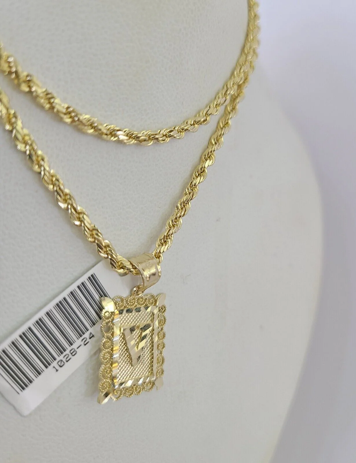 10k Gold Initial V Charm Rope Chain 16"-26" 2.5mm SET Necklace Alphabet Pendant - Image 6