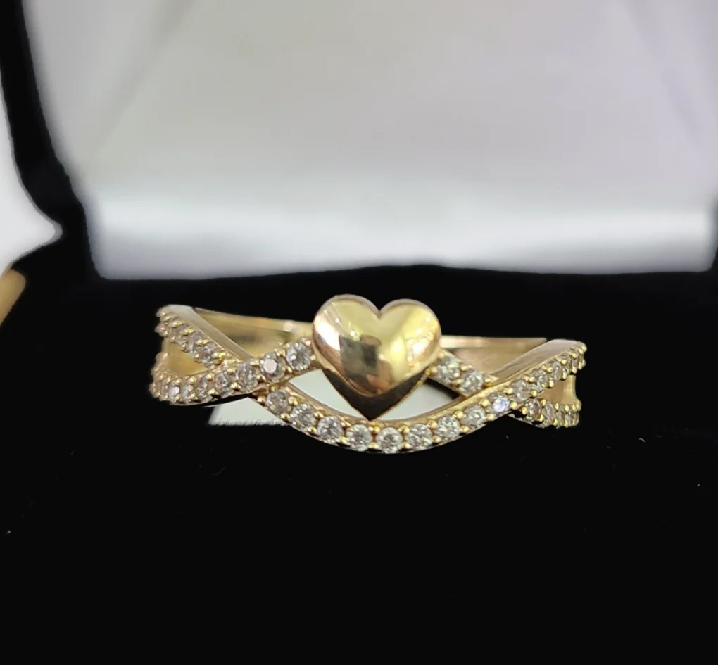 10k Hearts Ladies Ring Casual Band Yellow Gold Genuine Brand New All Sizes - Image 2