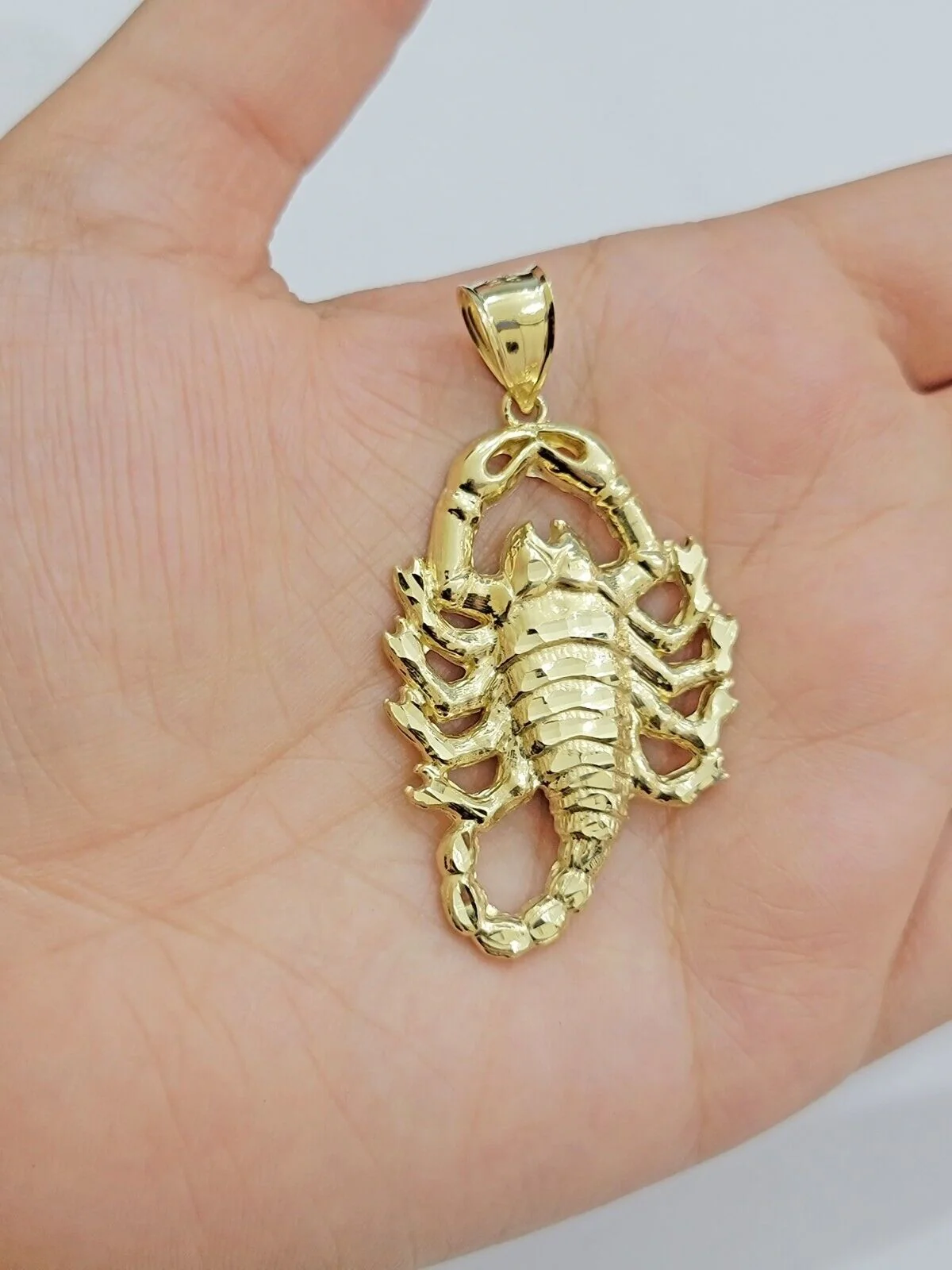 10k Scorpio Charm Pendant Men's Real 10kt Yellow Gold For Chain & Necklace SALE - Image 3