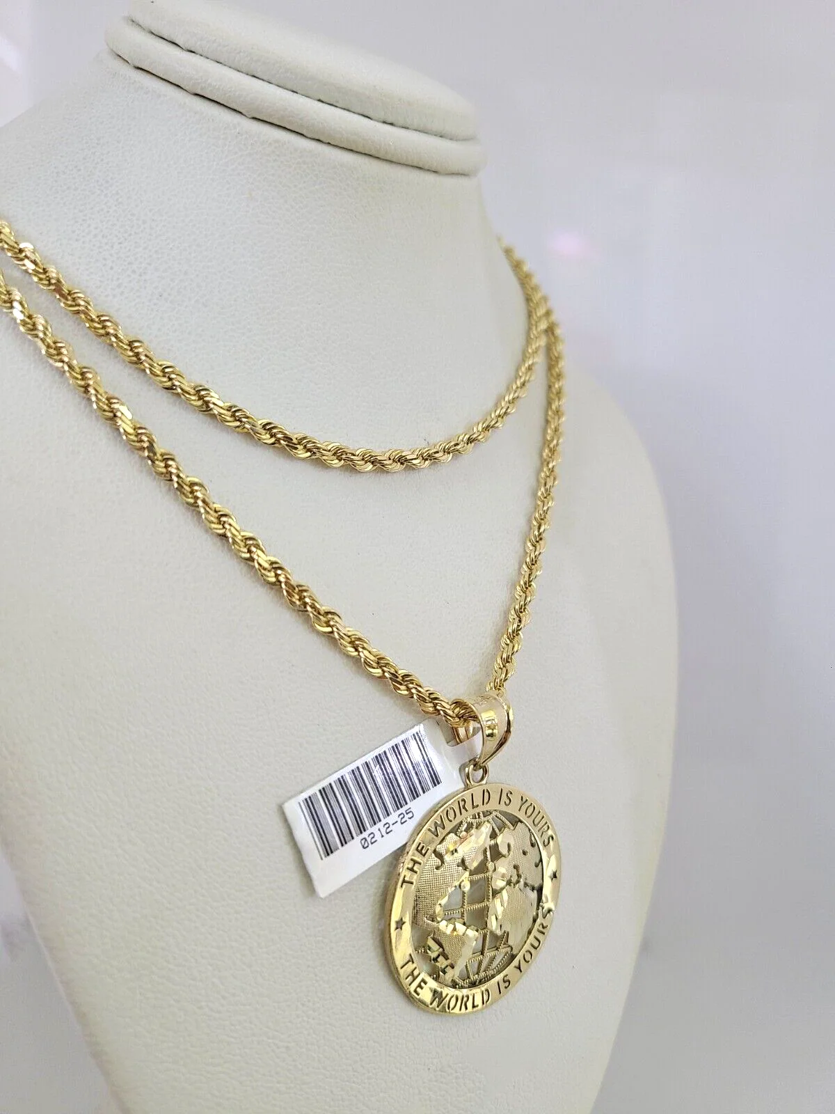 10k Solid Rope Chain World is Yours Charm Pendant 3mm Necklace Set 18"-26" in - Image 3