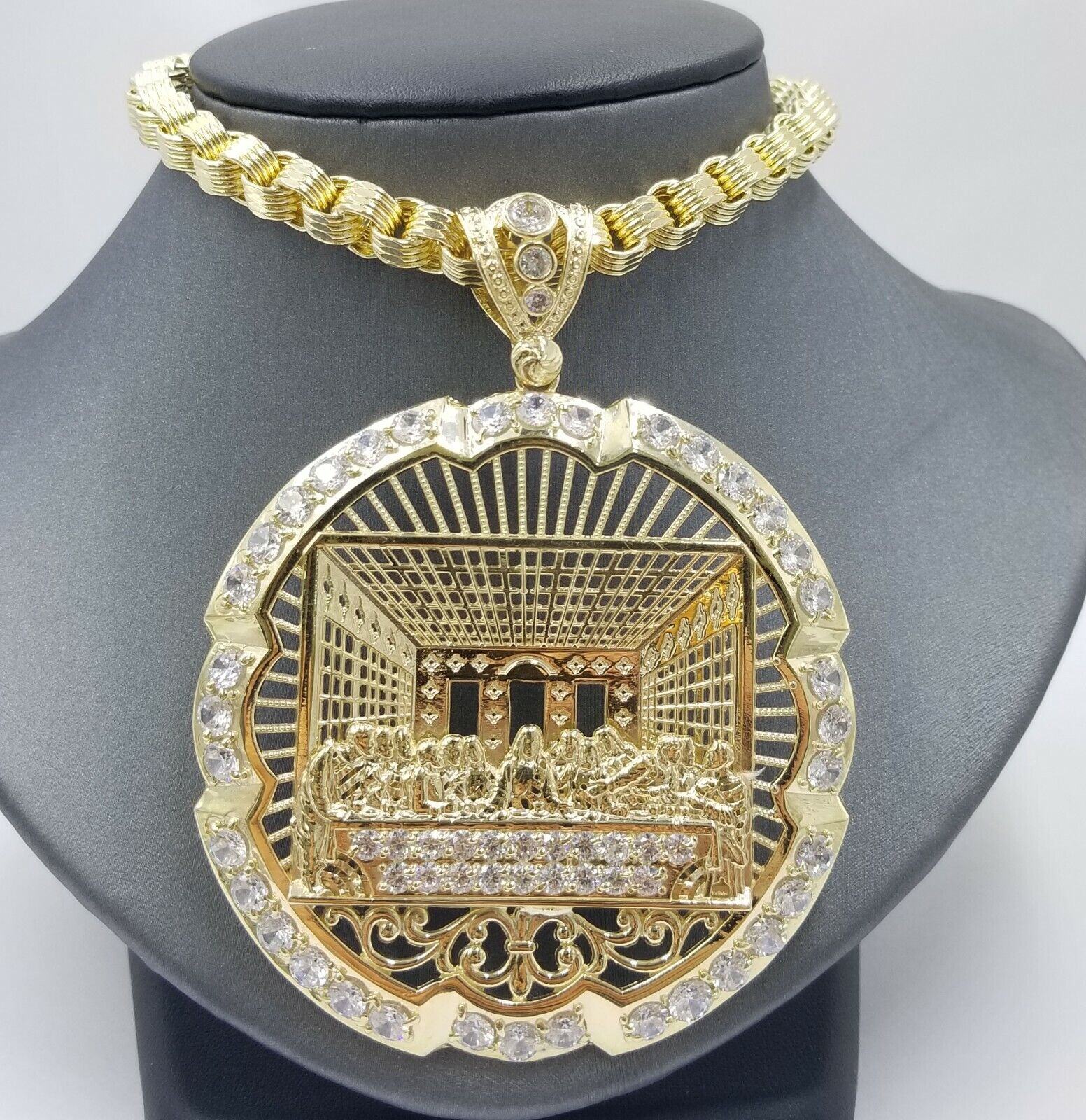 10k Yellow Gold Apostles Last Supper Round Pendant Diamond Cut Men 3.75" 75mm - Image 7