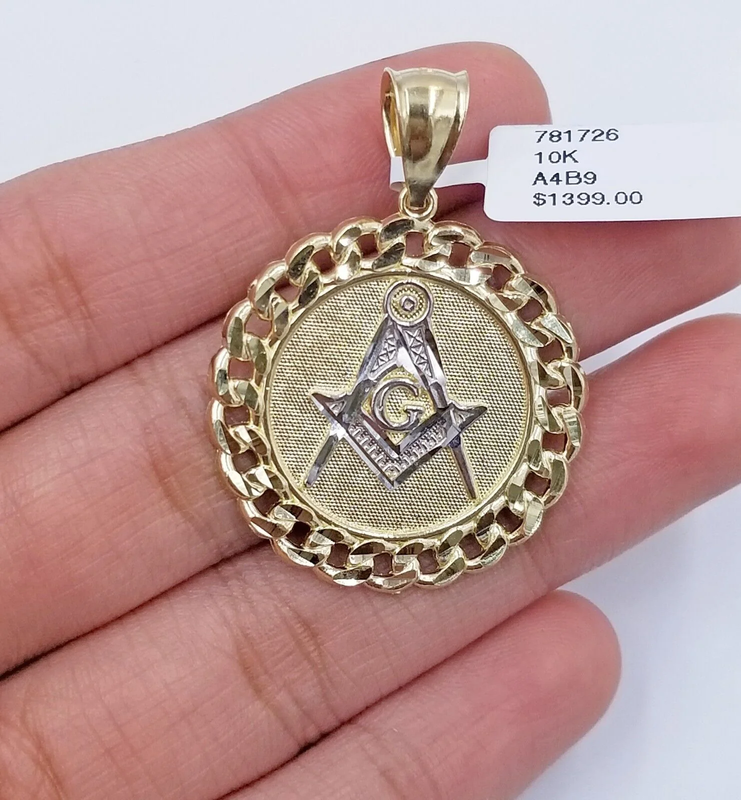 10K Yellow Gold Masonic Circular Pendant Diamond Cut 10Kt Round Gold Charm - Image 2