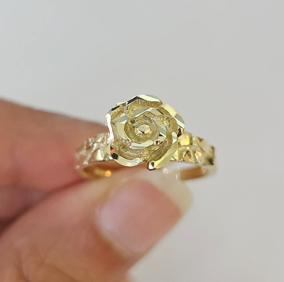 10k Yellow Gold Rose Flower Ring Nugget Casual Band Genuine Brand New All Sizes - Image 4
