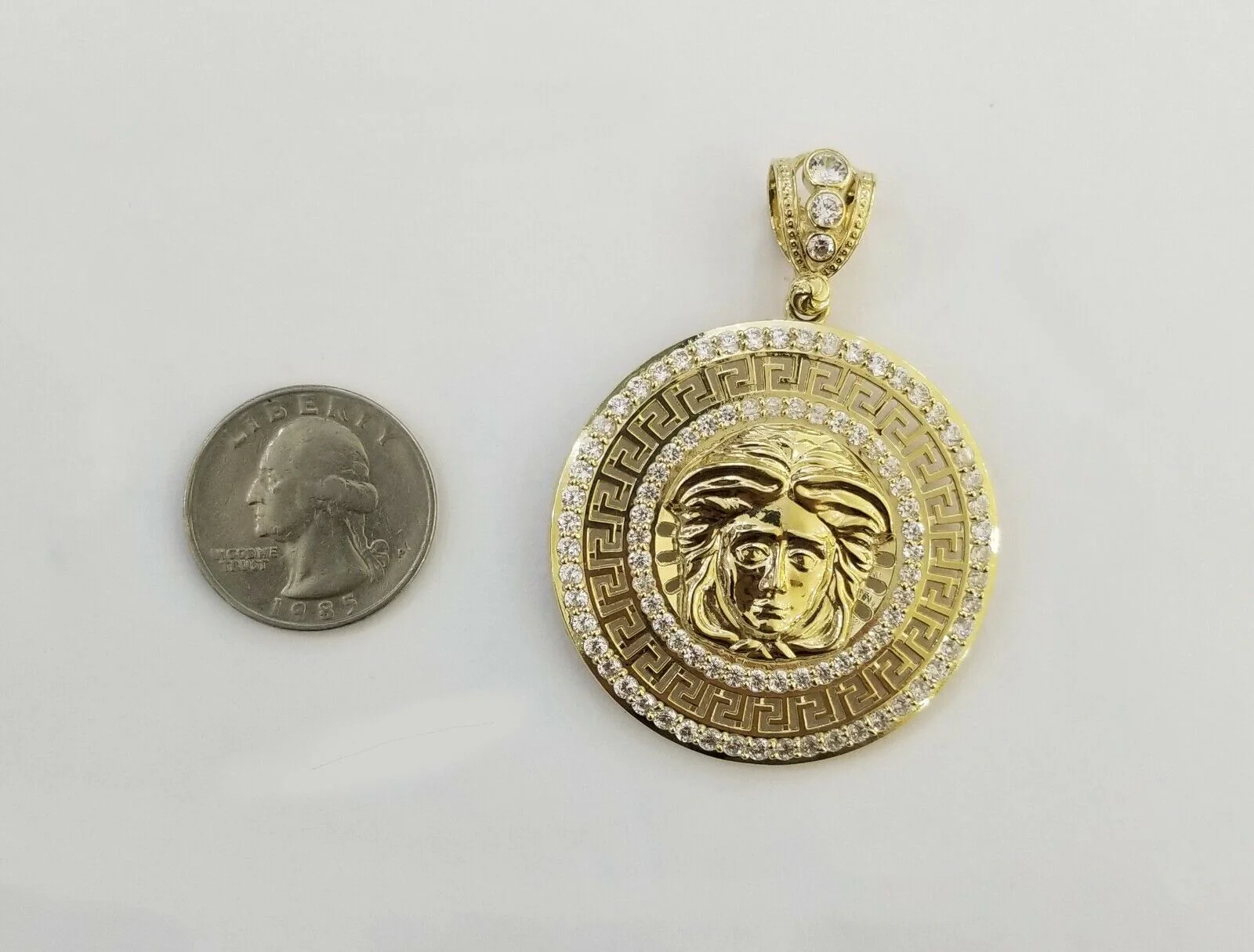 10k Yellow Gold Round  Circle Charm Pendant 2 Inches 10kt gold - Image 2