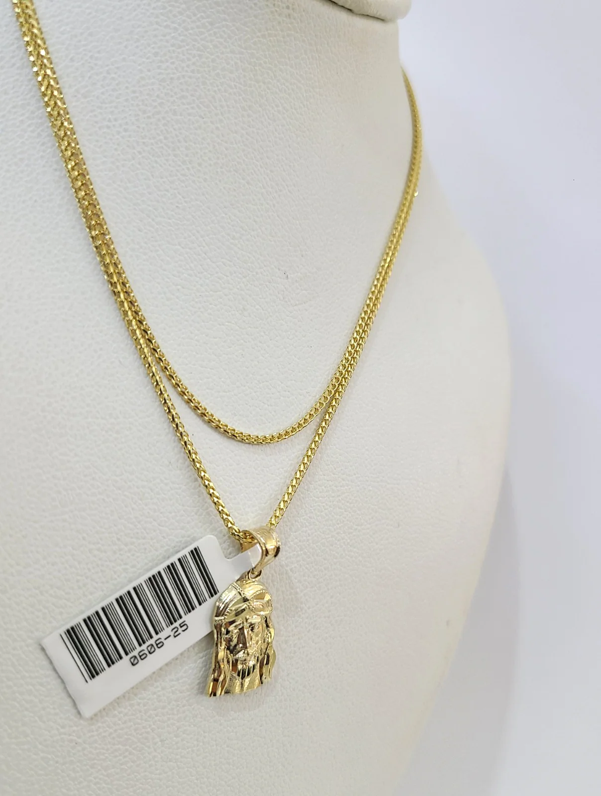 10kt Franco Chain Necklace Jesus Head Charm Pendant 1mm 16-22 Inches Ladies Gold - Image 4