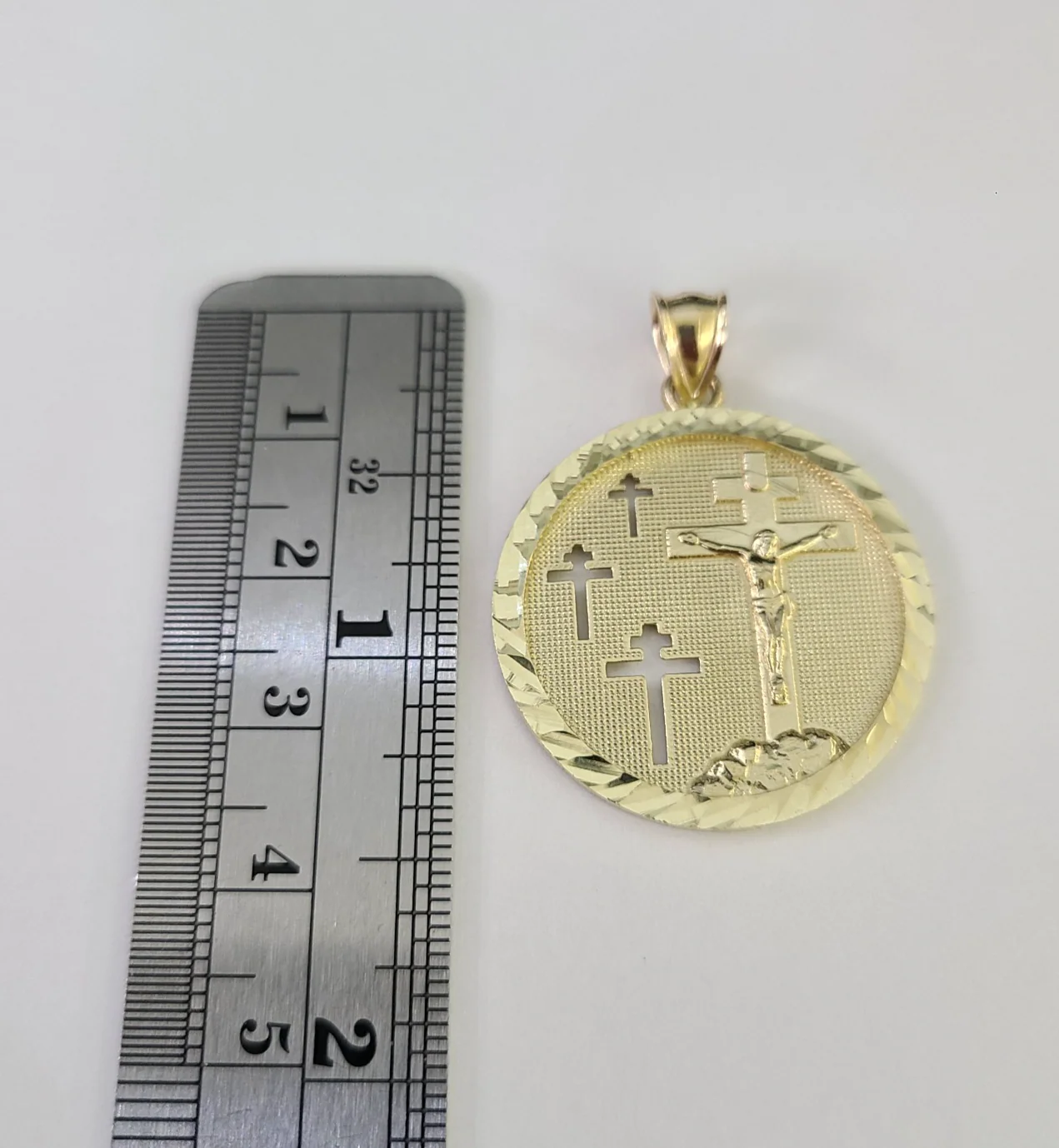 10kt Franco Chain Necklace Jesus Medallion Charm Pendant 3mm 18-28 Inches Gold - Image 3