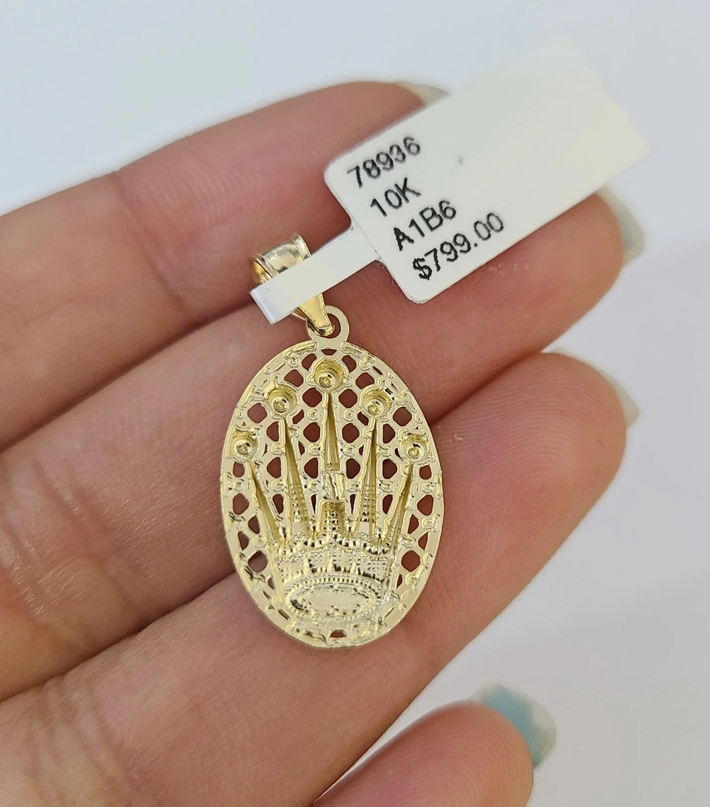 10kt Franco Chain Necklace King Crown Charm Pendant 1mm 16-22 Inches Ladies Gold - Image 5