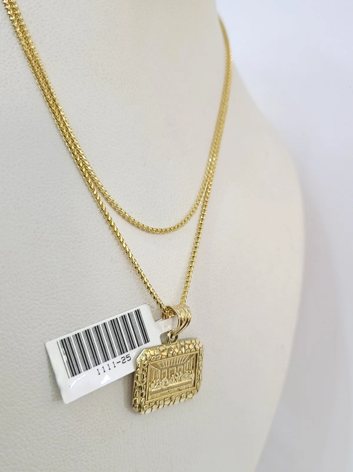 10kt Franco Chain Necklace Last Supper Pendant 1mm 16-22 Inches Ladies Gold - Image 3