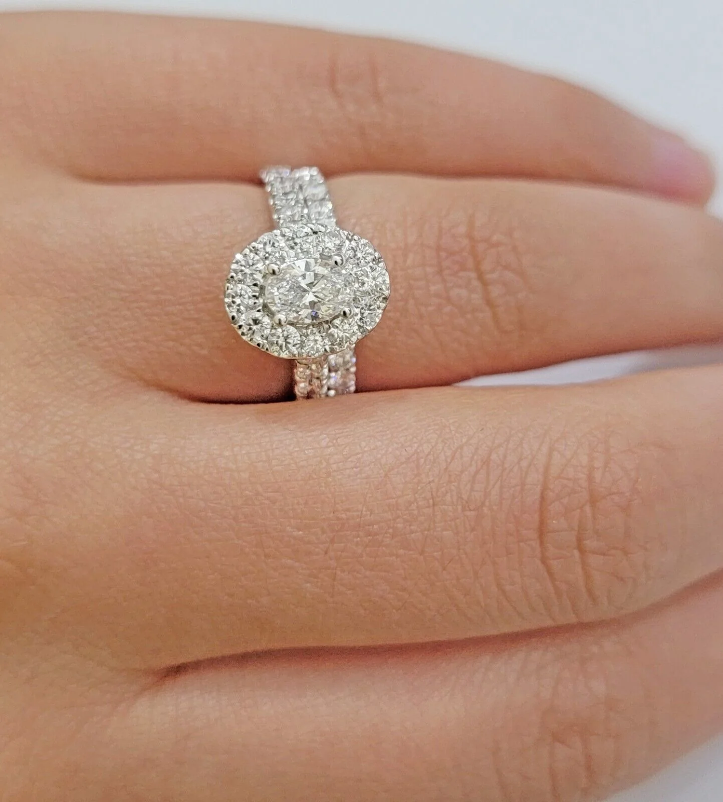 14k White Gold 2CT Diamond Ring Band Ladies Oval Solitaire Wedding Engagement - Image 2