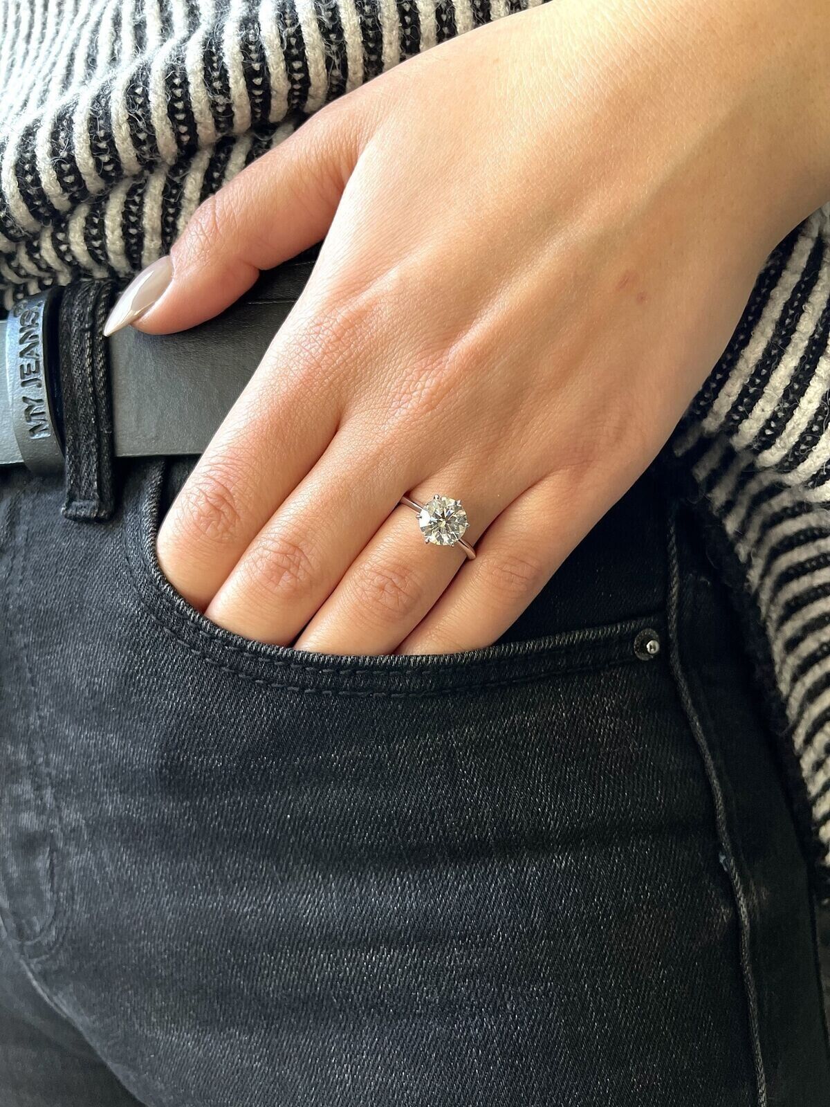 IGI Diamond Engagement Ring VS H Round Cut 2 Ct Lab Created CVD Eye Clean, Real - Image 2