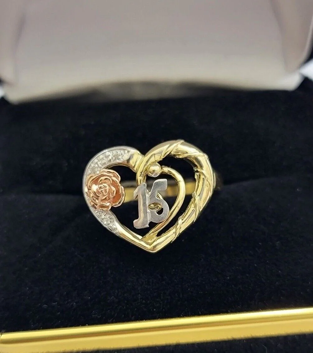 Ladies Ring 10k Gold Quinceanera 15 Anos Year Girls 10KT Yellow Hearts REAL SALE - Image 4