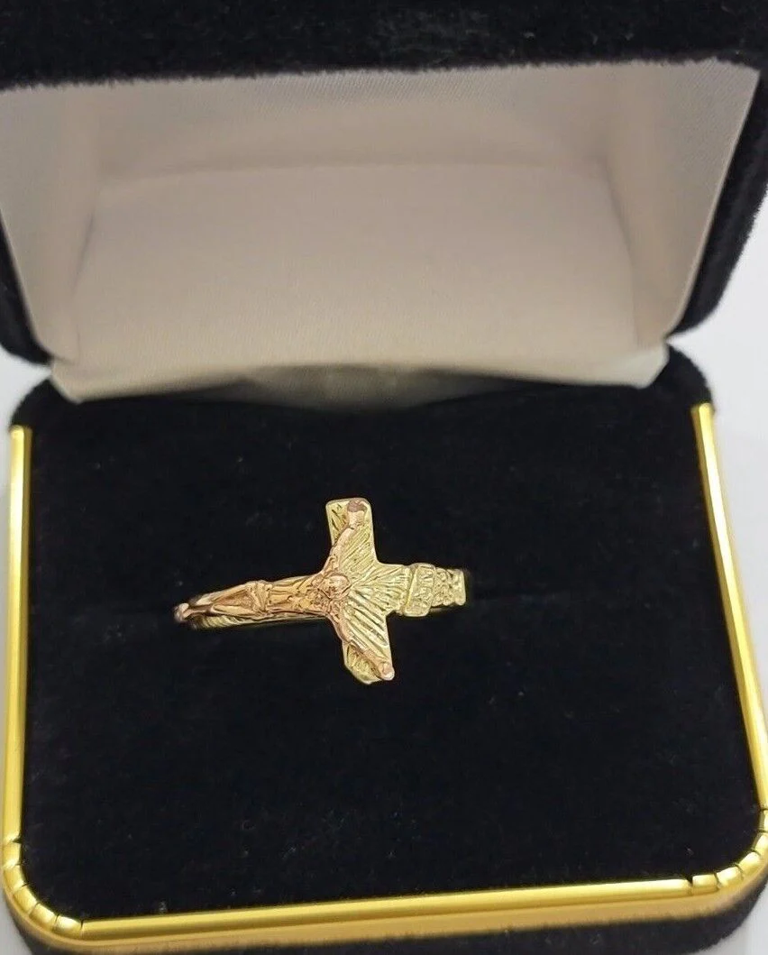 Ladies Ring 10k Yellow Rose Gold Jesus Cross REAL Crucifix Unique Band For SALE - Image 4