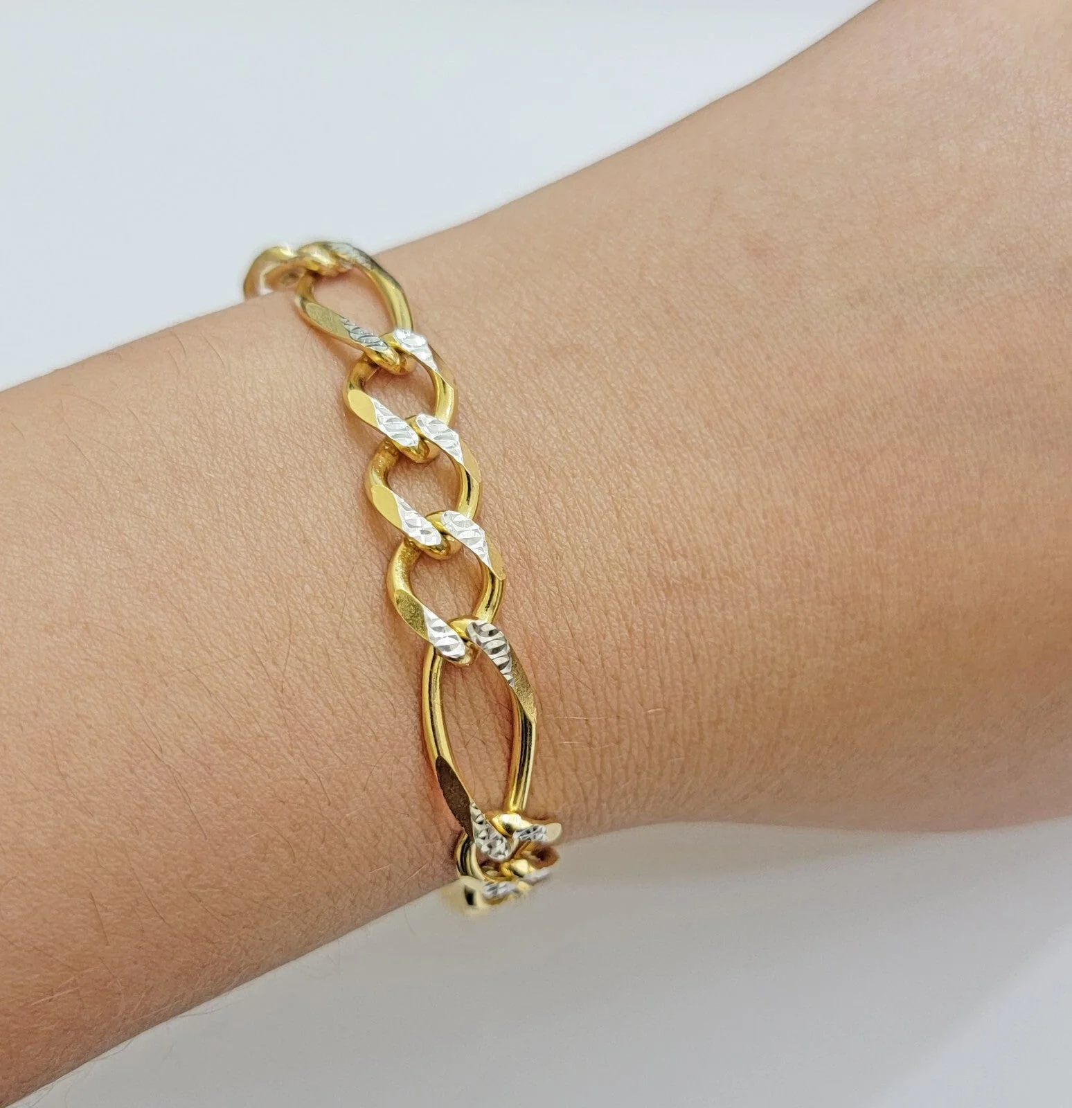 Mens Real 10k Yellow Gold Figaro Link Bracelet Diamond Cut 6.5 mm Solid 8 Inch - Image 6