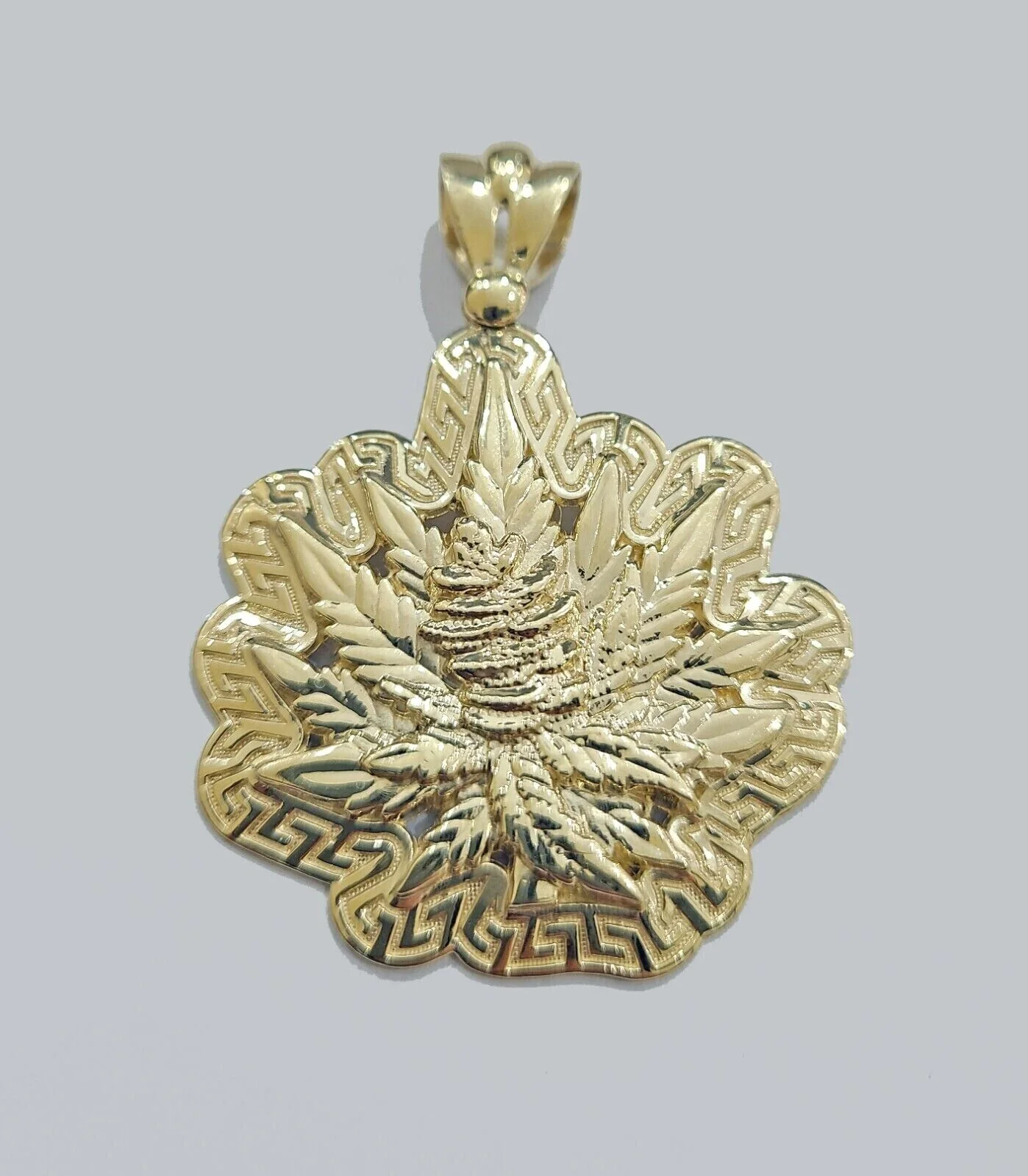 Real 10k Gold Weed leaf Charm Pendant 10kt Yellow Gold Unisex - Image 2