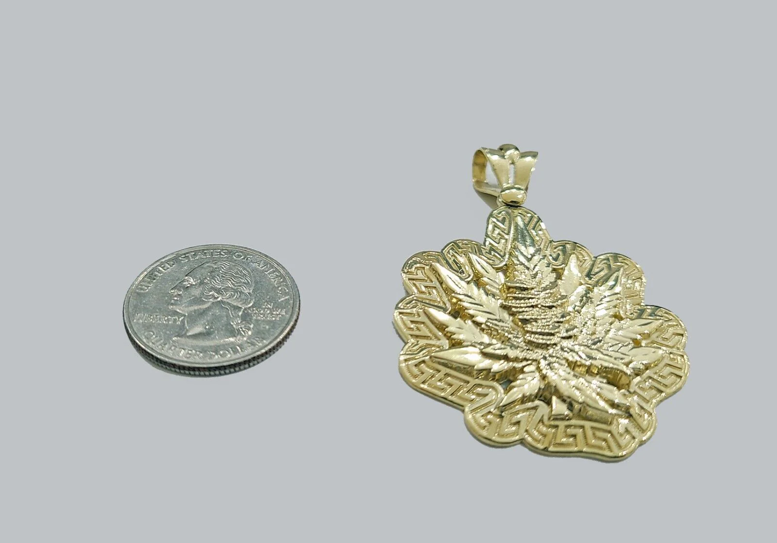 Real 10k Gold Weed leaf Charm Pendant 10kt Yellow Gold Unisex - Image 3