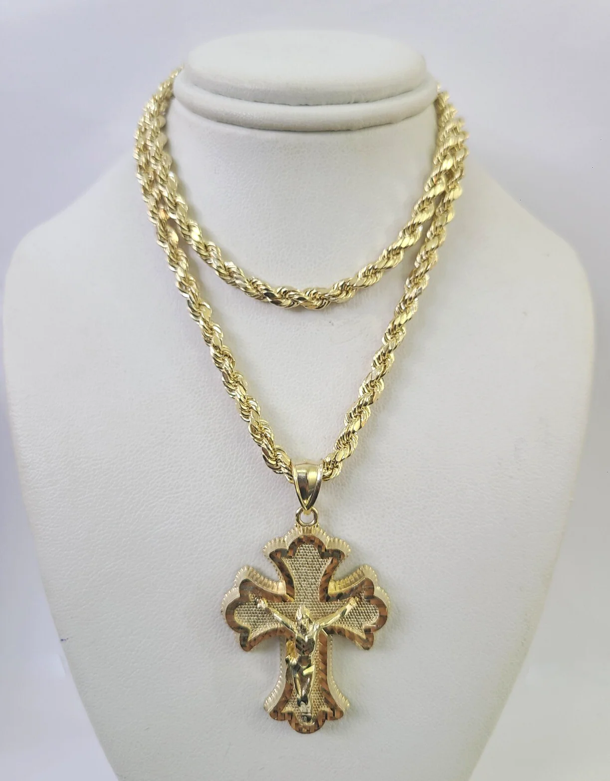 REAL 10k Jesus Crucifix Cross Charm Rope Chain Pendant 4mm Necklace Set 18"-28" - Image 3