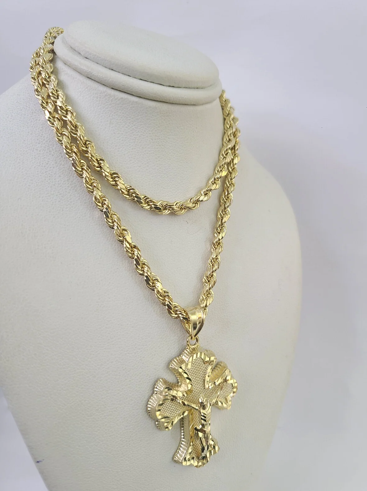 REAL 10k Jesus Crucifix Cross Charm Rope Chain Pendant 4mm Necklace Set 18"-28" - Image 5
