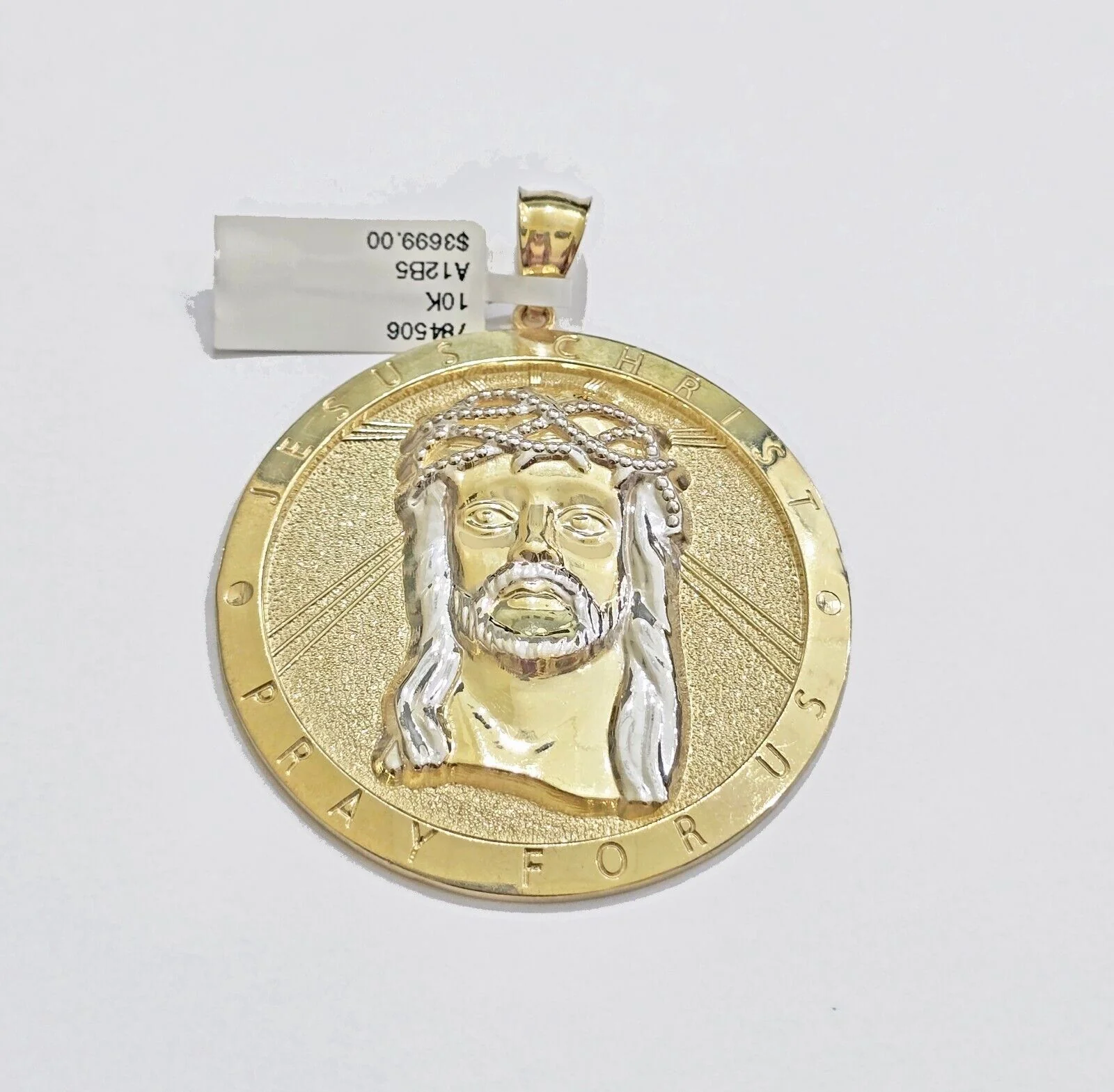 Real 10k Jesus head Charm pendant Mens 2.5 Inch Circular charm Real 10kt - Image 3