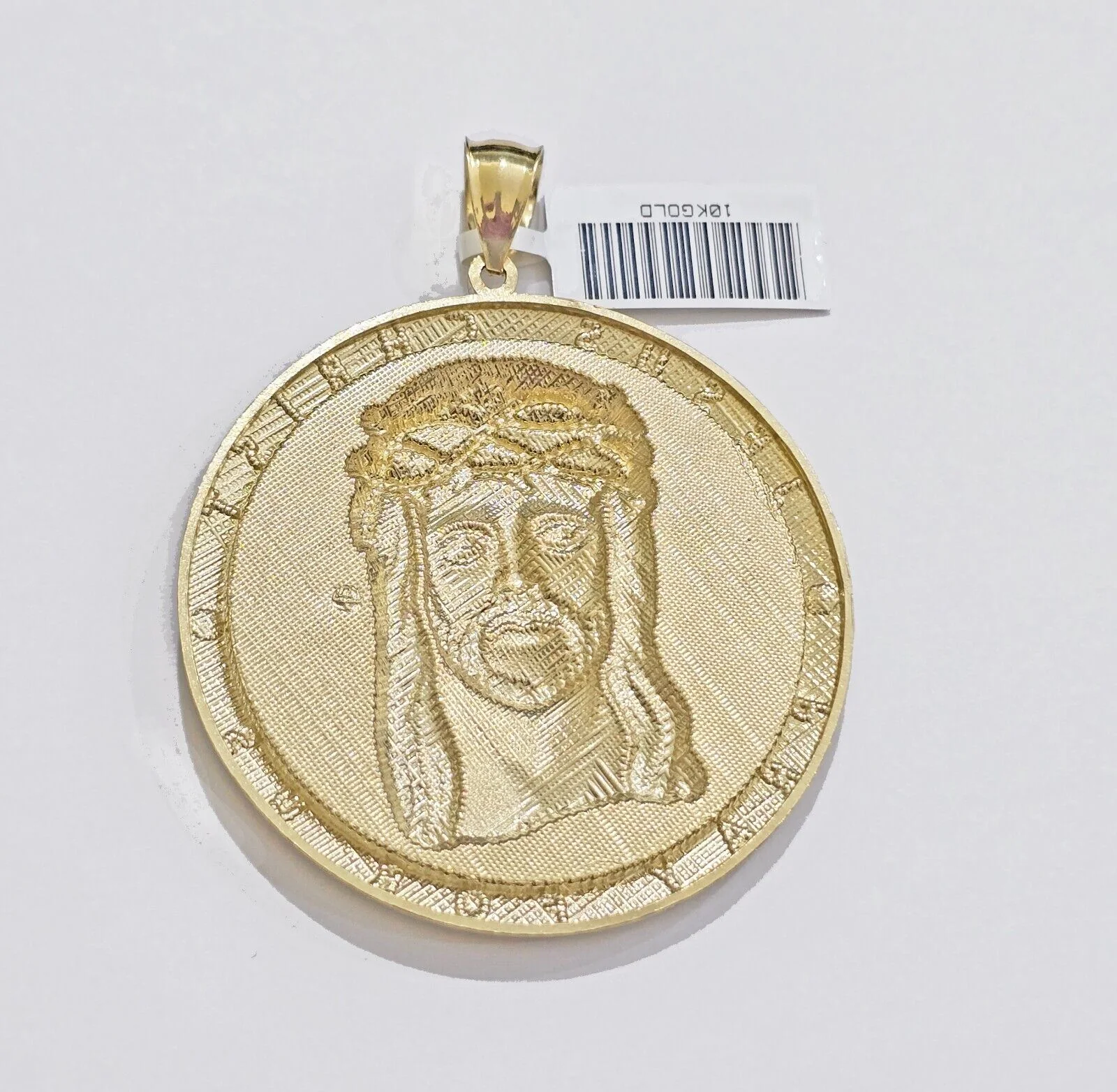 Real 10k Jesus head Charm pendant Mens 2.5 Inch Circular charm Real 10kt - Image 6