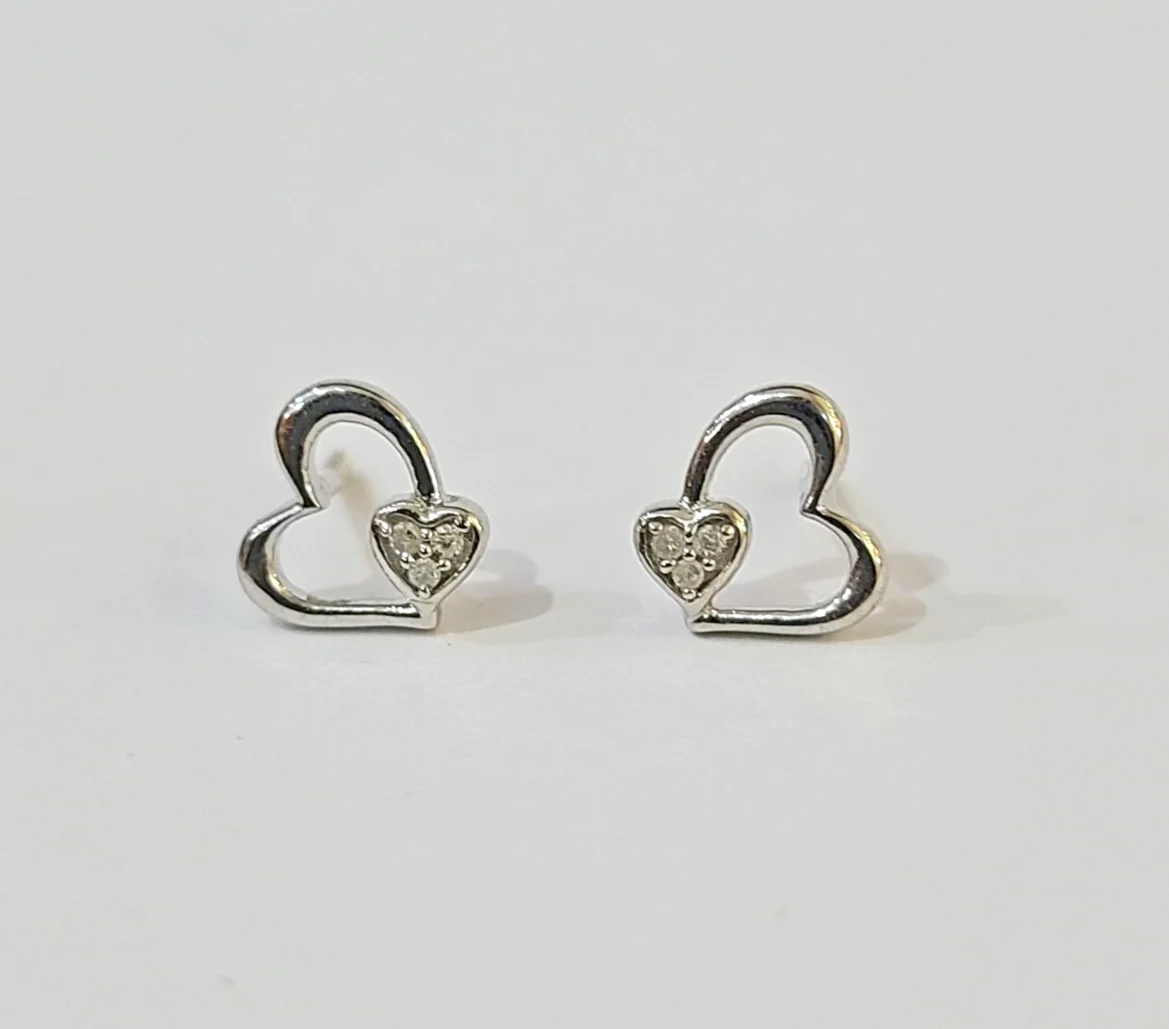 Real Diamond Silver 925 Sterling Heart Earrings Screw Back Stud For ladies - Image 4