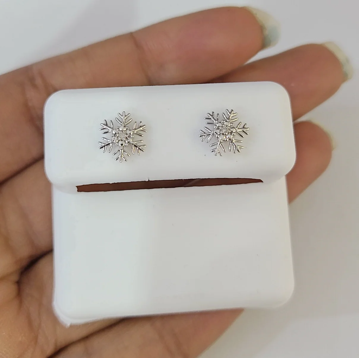 Real 10k Silver 925 Diamond Snowflake Earring Screw Back 10kt - Image 2