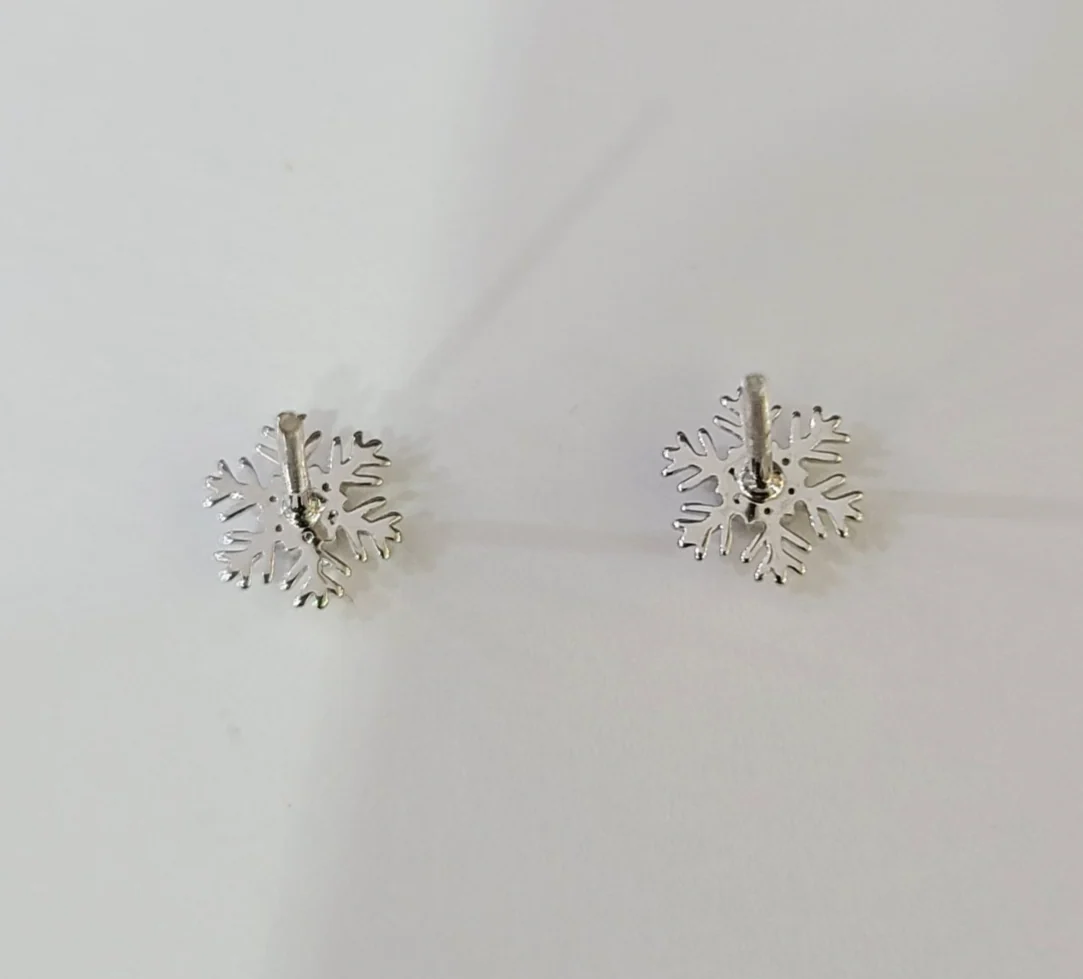 Real 10k Silver 925 Diamond Snowflake Earring Screw Back 10kt - Image 4