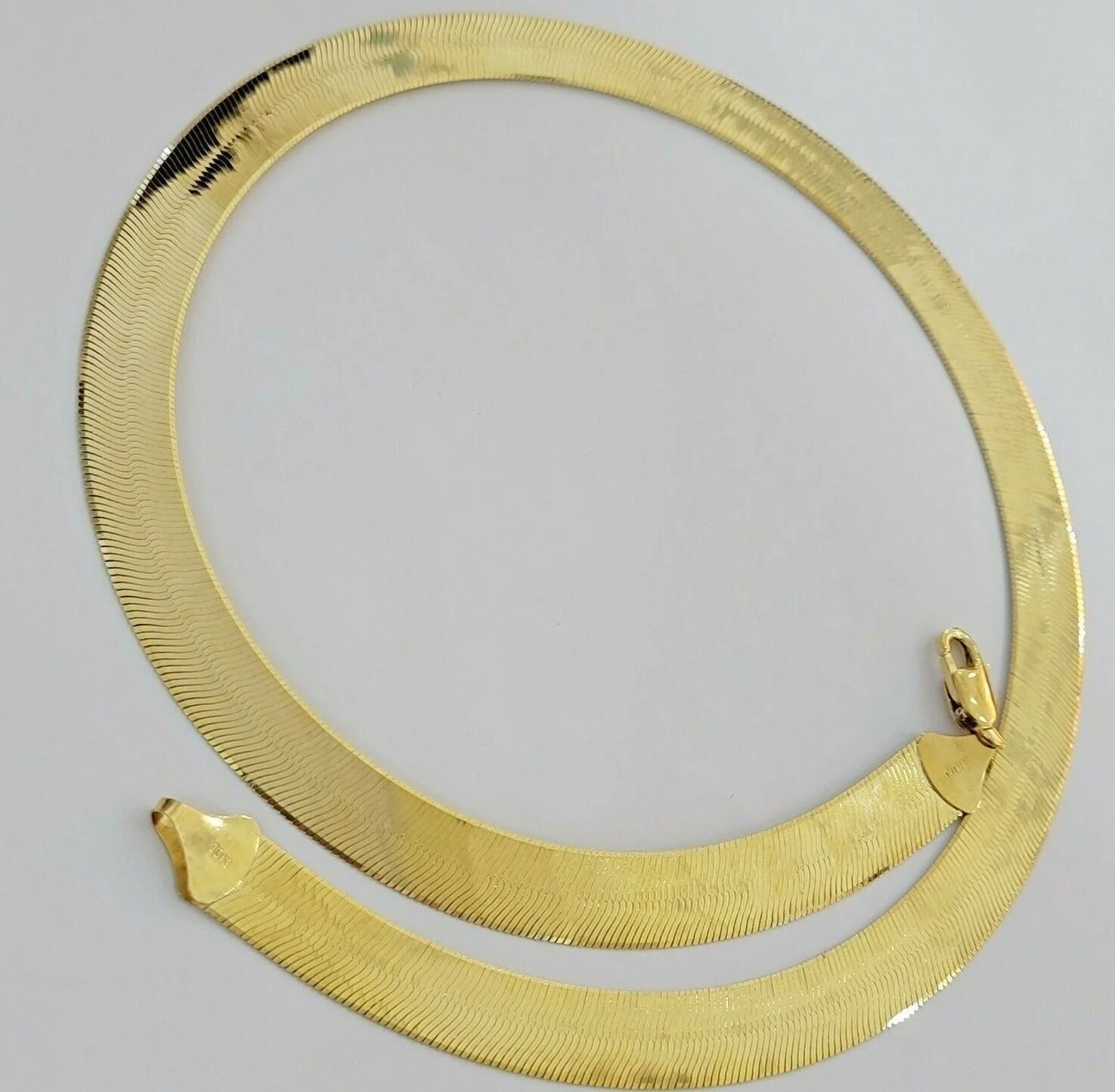 Real 10k Yellow Gold 12mm Herring Bone Chain Necklace 22'' Inch Lobster lock - Image 4