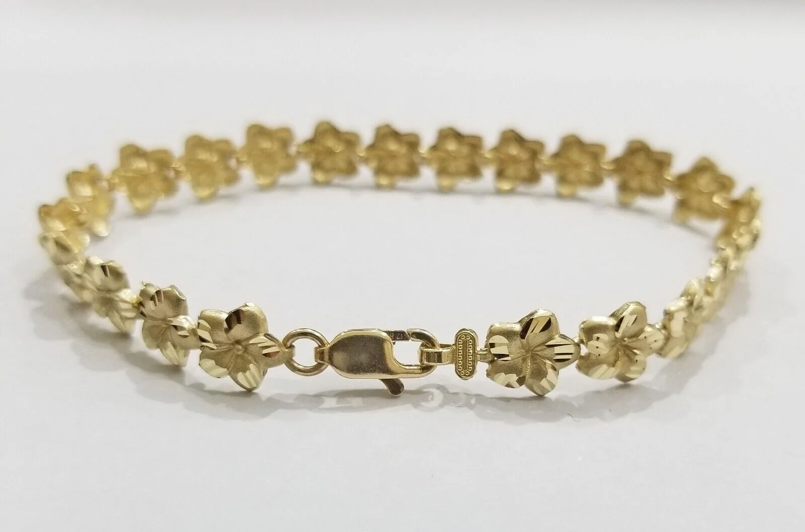 Real 10K Yellow Gold 8mm Flower Bracelet 7.5" inch 10kt Lobster lock - Image 2