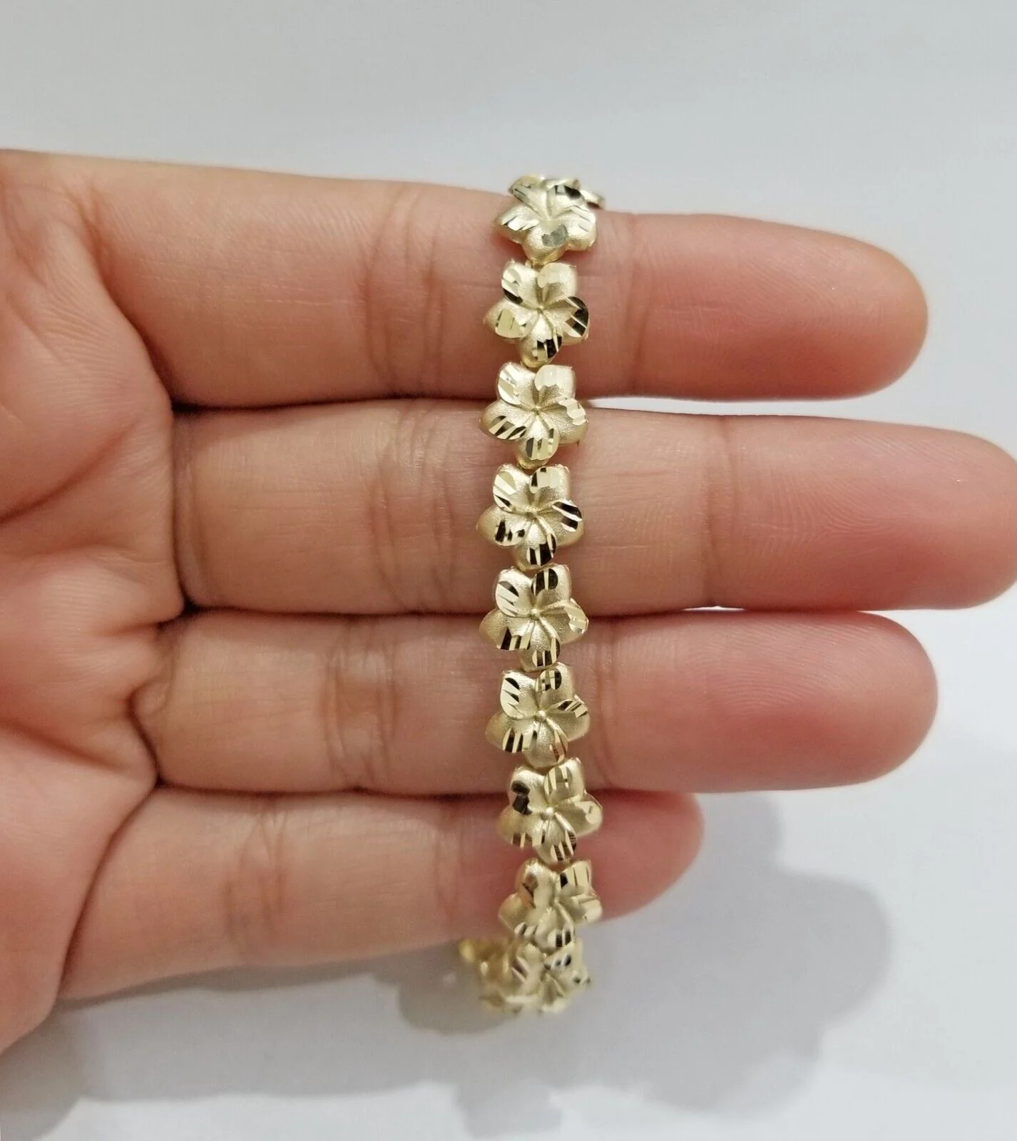 Real 10K Yellow Gold 9mm Flower Bracelet 8" inch 10kt Lobster lock - Image 2