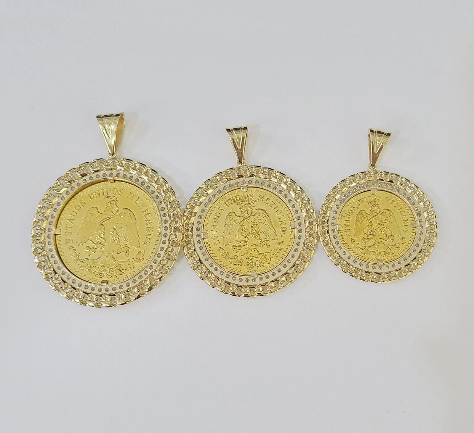 REAL 10k Yellow Gold Charm Centenario Style Coin in Bezel 50 Pesos 1947 For Men - Image 7
