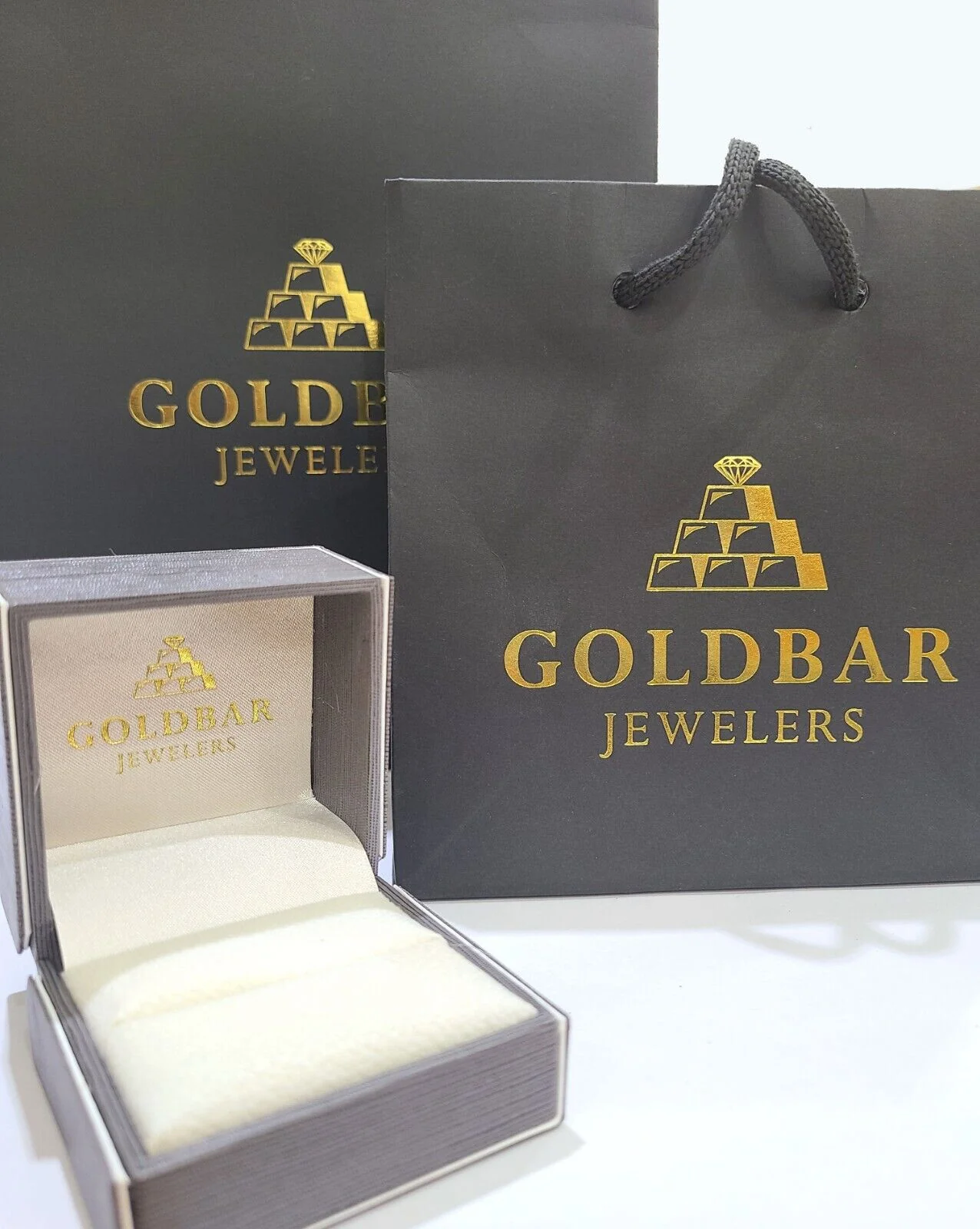 Real 10k Yellow Gold  Lion Head Crown Charm Pendant 10kt for Chain - Image 6