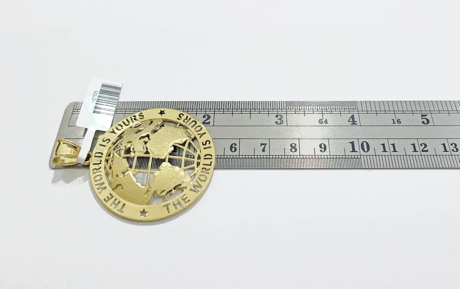 Real 10k Yellow Gold The World is yours Charm Pendant 10kt for Chain - Image 5