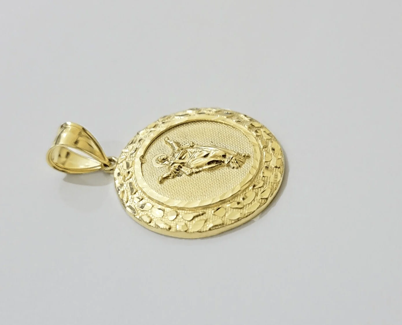 Real 10kt Jesus Circle Charm Pendant 10k Yellow Gold Chain Necklace 1.5 Inch NEW - Image 2