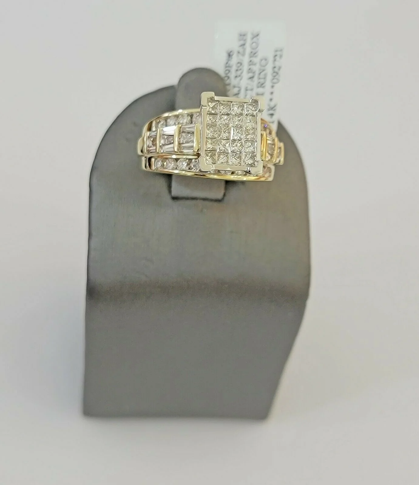 Real 14kt Gold Diamond Ladies Ring 2CT Princess Cut Baguette Round, Yellow Gold - Image 4