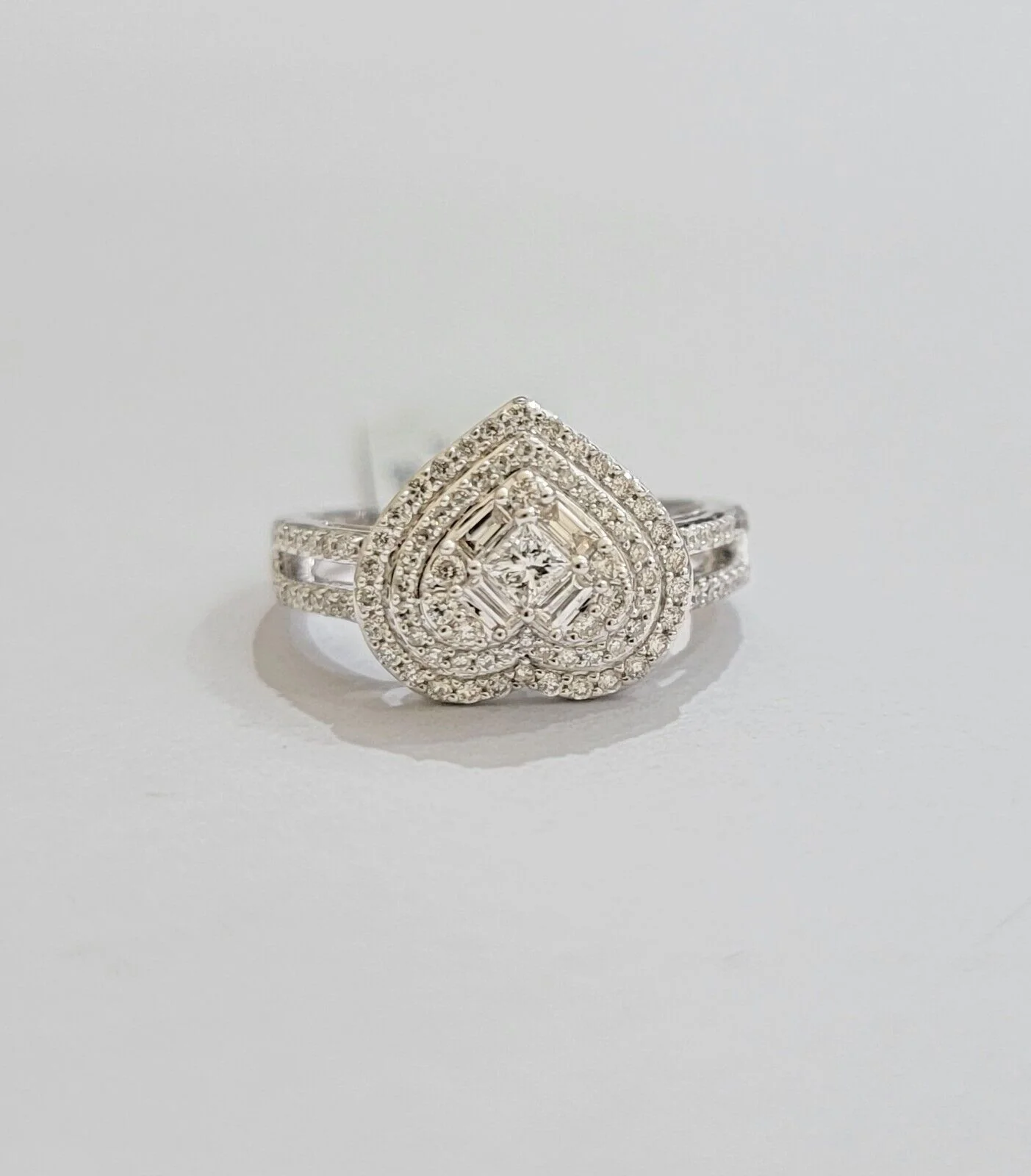 Real Diamond Ring Heart Shape 10k White Gold 0.60 Ct Natural Diamond Ladies Band - Image 2