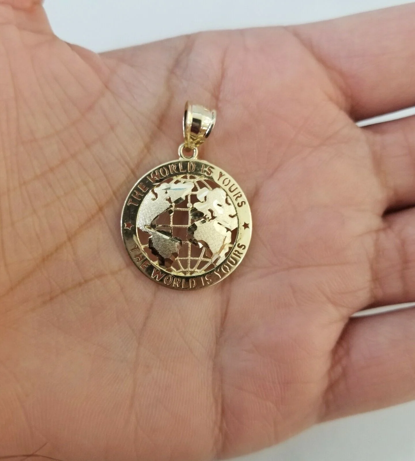 Real Gold 10k The World is Yours  Map Pendant Diamond Cut 10kt - Image 3